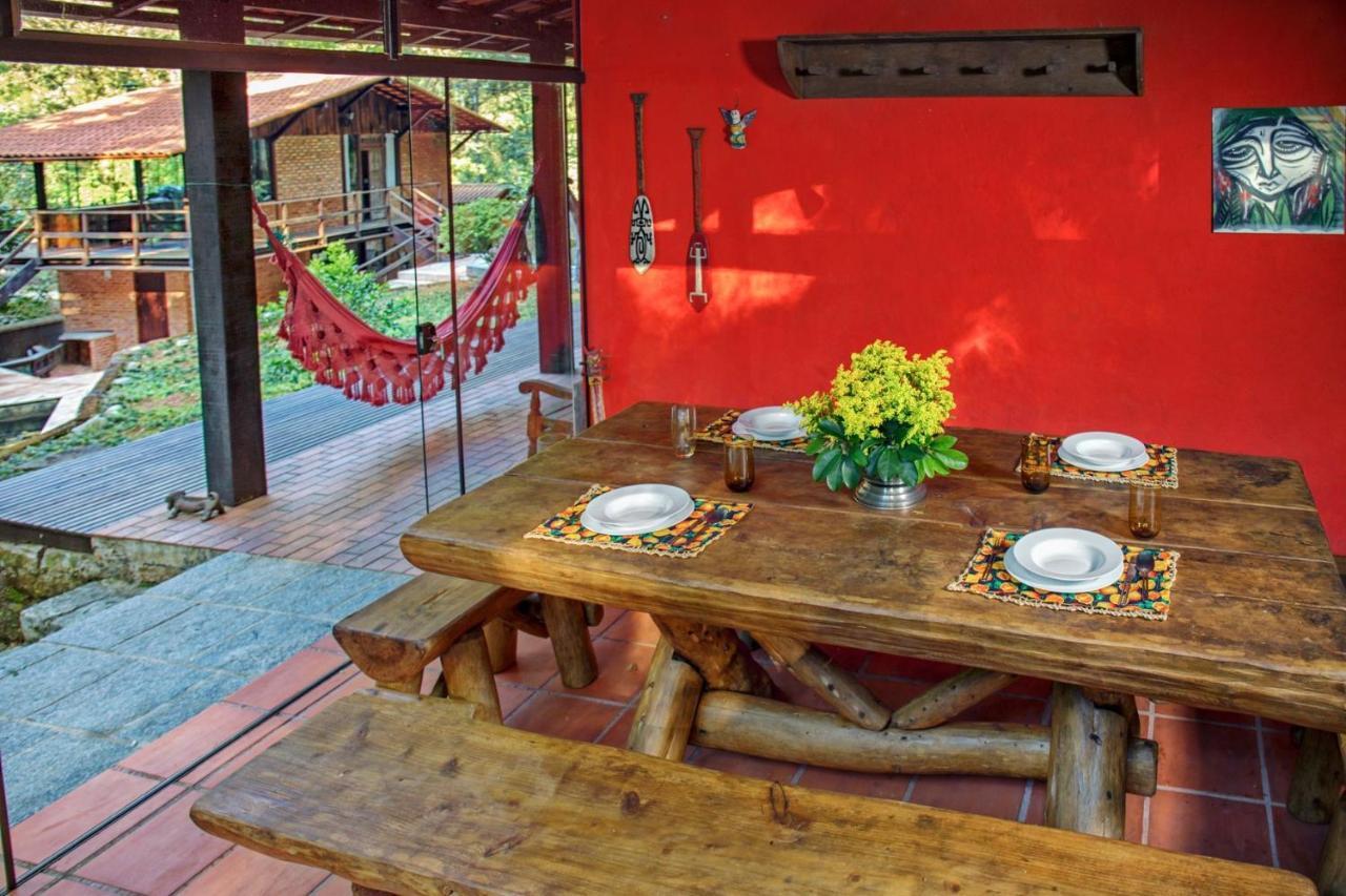 Jumpinbed - Vila onde passa um rio Guapimirim Exterior foto